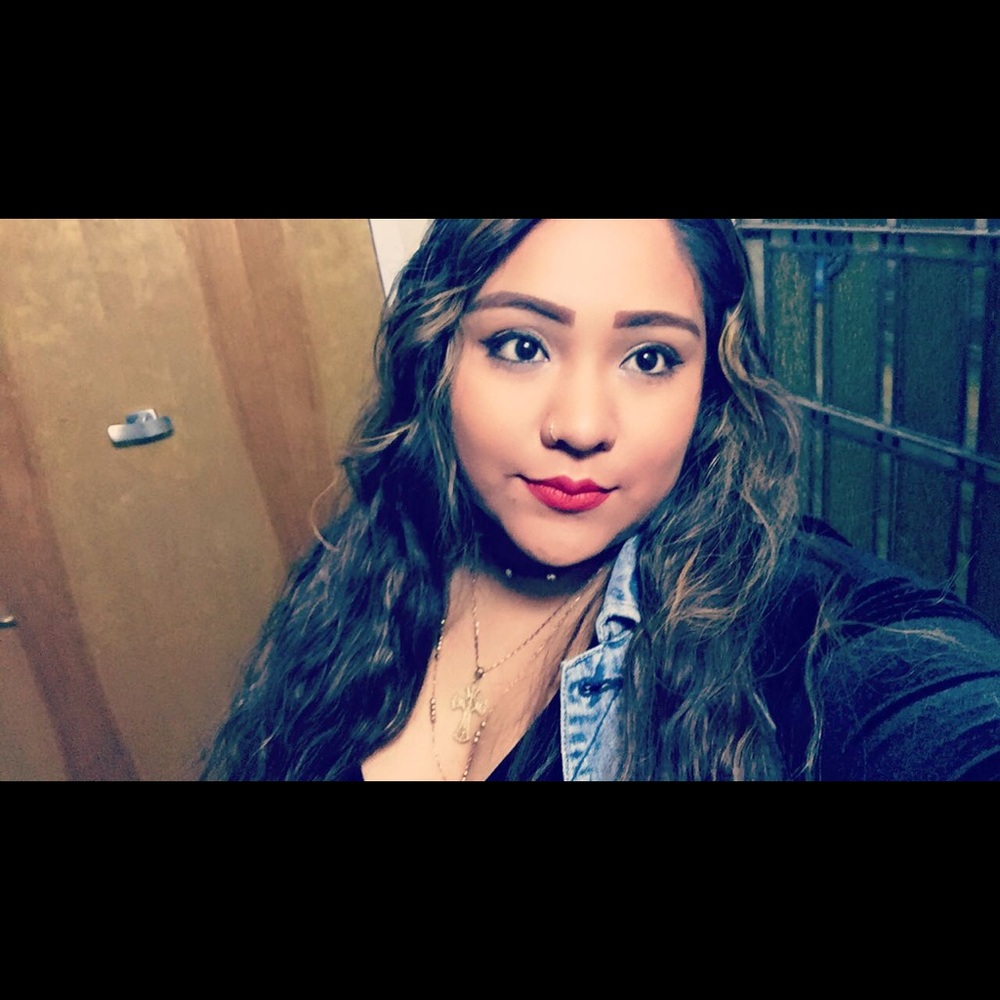 Meet your Posher, Rosario